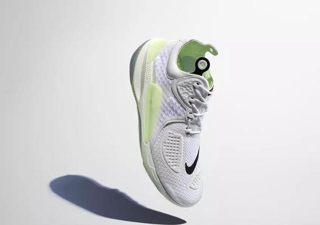 Nike 发布全新缓震科技！首发鞋款你抢到了吗？