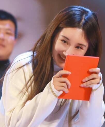 坤音老板秦周懿发文道歉被指避重就轻卖惨,她到底是什么来头?