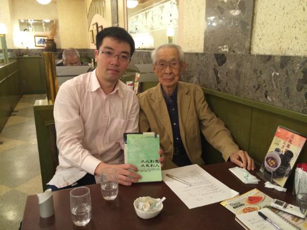 中归联高桥哲郎和绘鸠毅向日本民众揭露战争真相