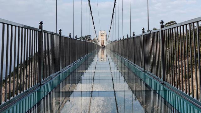 定了!明堂山高空玻璃桥8月4日开放!高空体验节开幕!