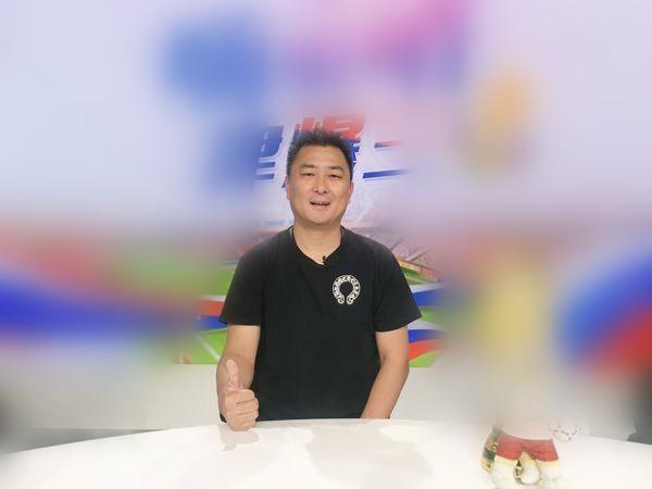 津门名宿解说津门德比竟然乱入酒吧元素