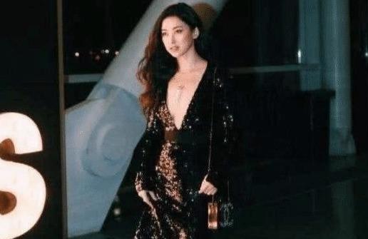 爷爷是开国将军,爸爸身家过亿,被称中国第一美