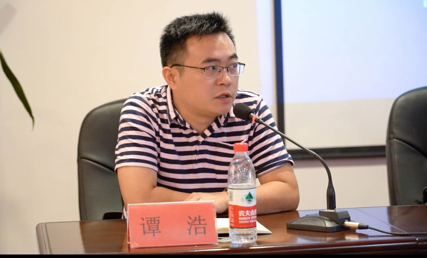 科技服务到乡村,扶贫扶智推振兴