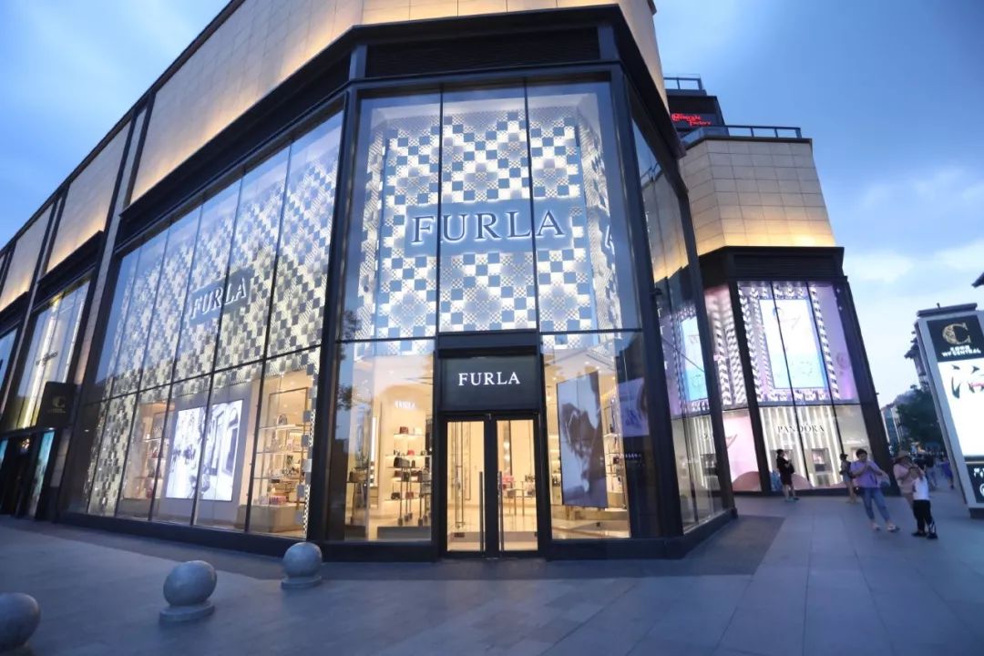 卡地亚成法国最具价值奢侈品牌,美宝莲新唇膏上市,fenty beauty即将