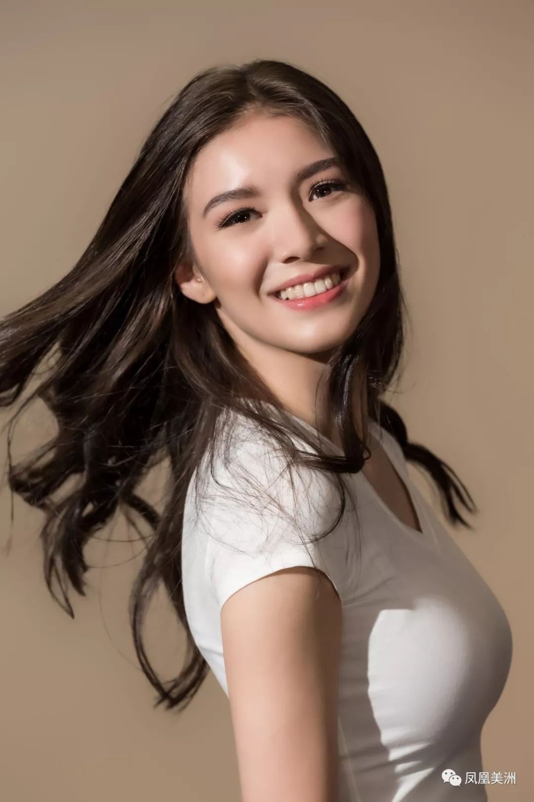 2019美洲华姐官方照抢先为快