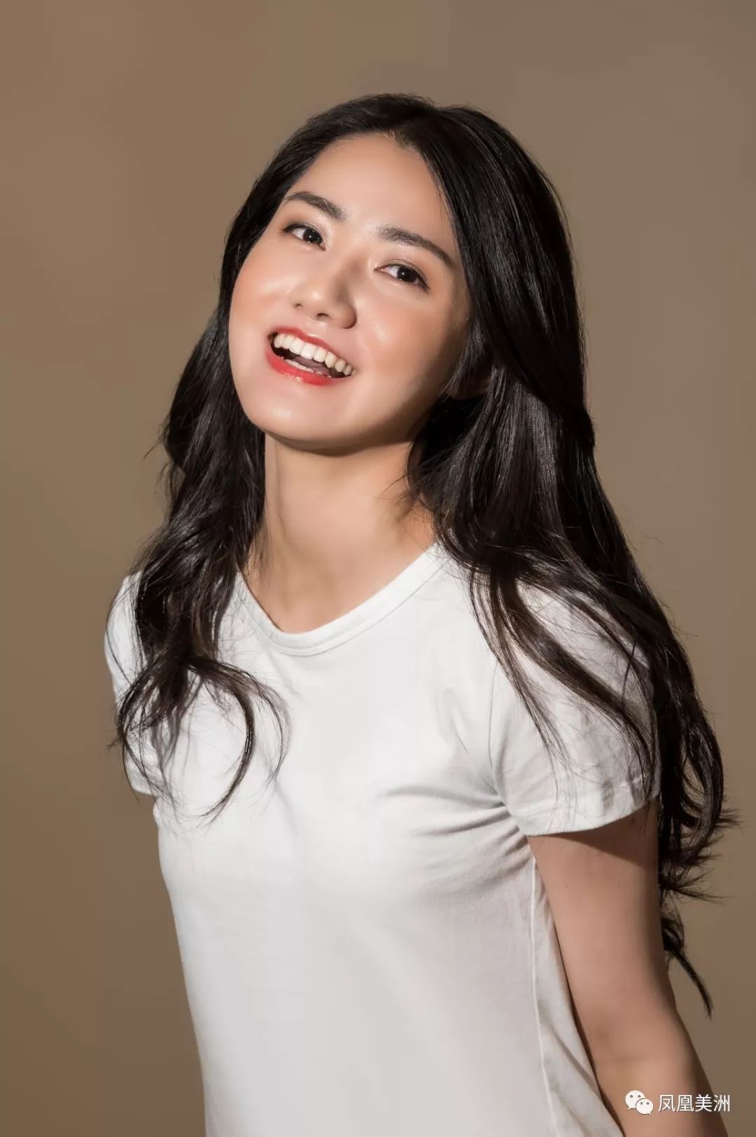 2019美洲华姐官方照抢先为快