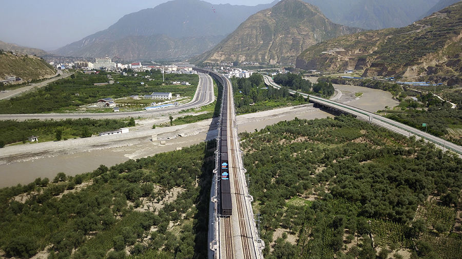 9公里,是兰渝铁路全线最长的一座铁路桥梁.