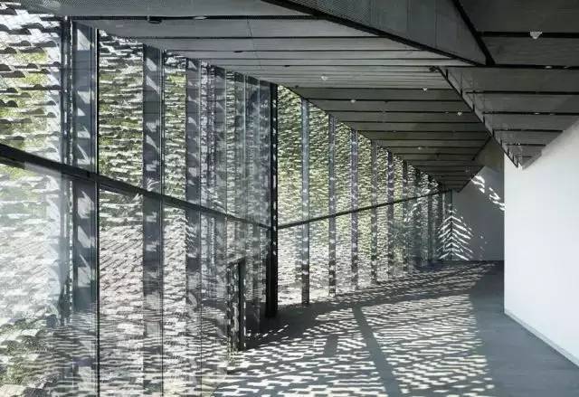 都能看到隈研吾在建筑上的才华.