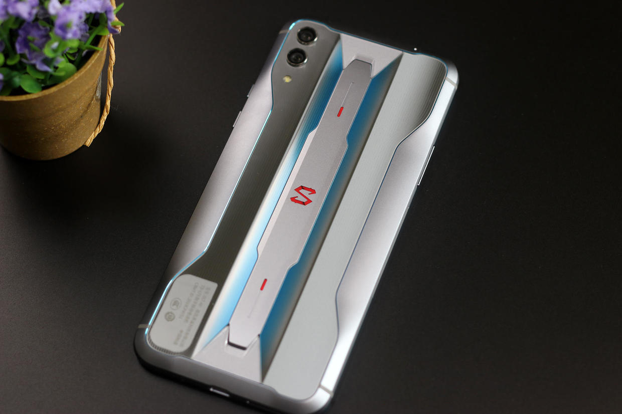 骁龙855黑鲨游戏手机2pro首发评测这是真的强