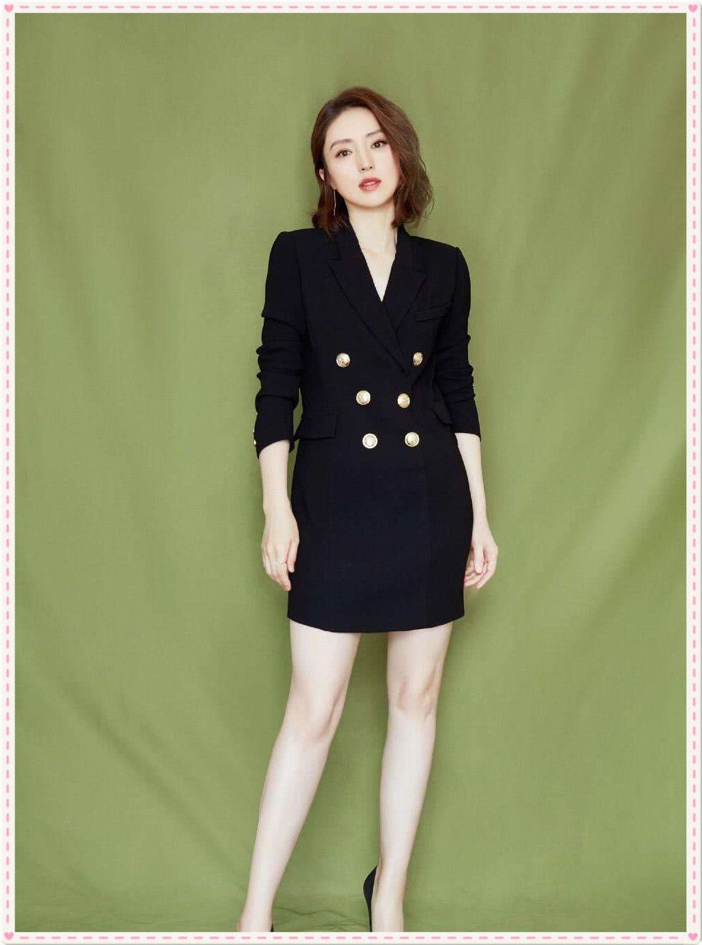 董璇离婚后美回颜值巅峰,一袭亮片绿裙气质炸裂,高云翔后悔不?