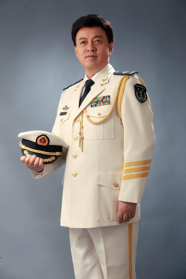 国家一级演员吕继宏近照享受国务院津贴今59岁依然未婚