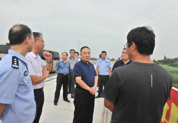 滨州市副市长市公安局局长赵永生到秦口河开展巡河督导工作