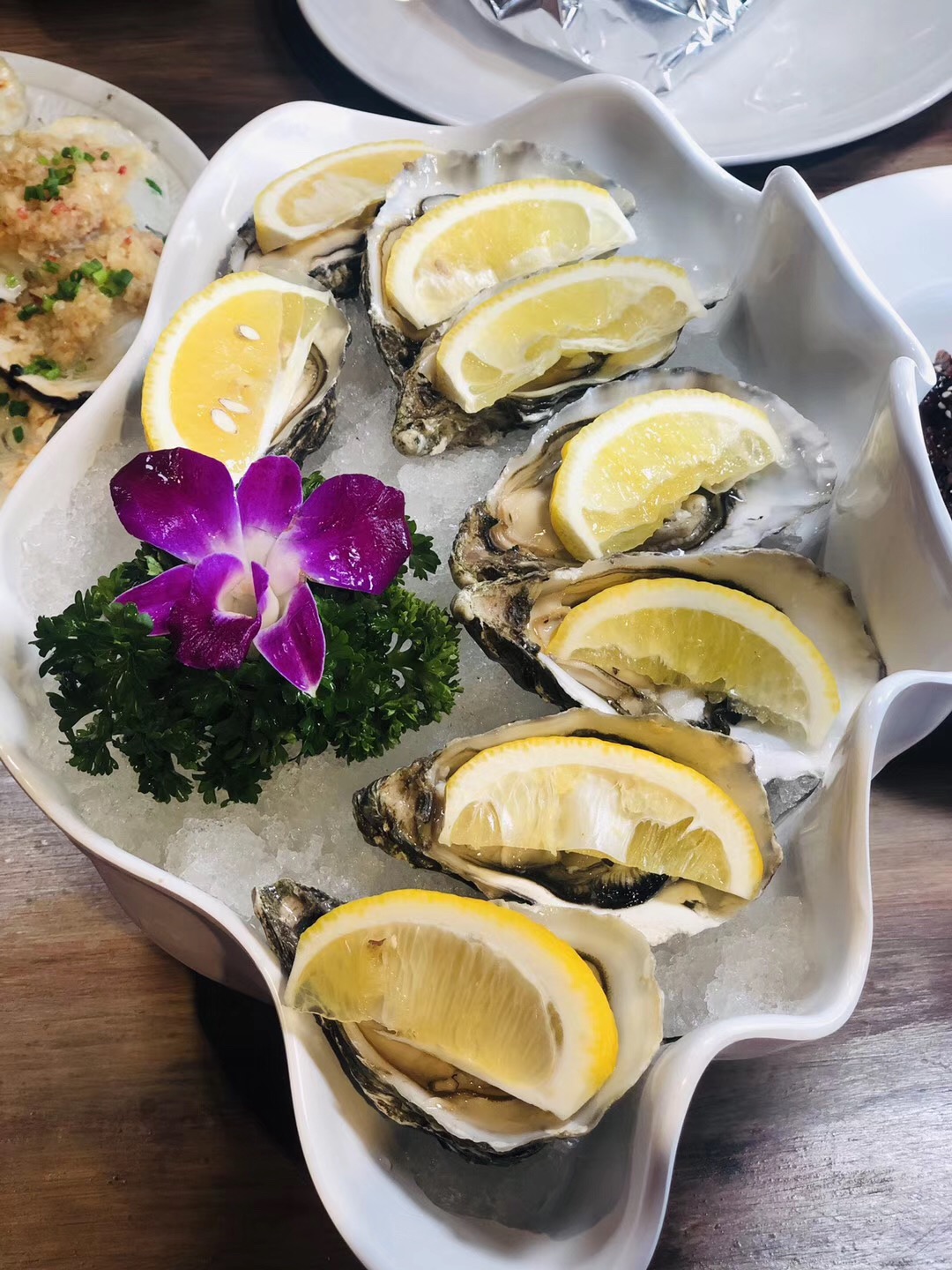 五折吃进口法国皇御生蚝还不快点来给老板上一课