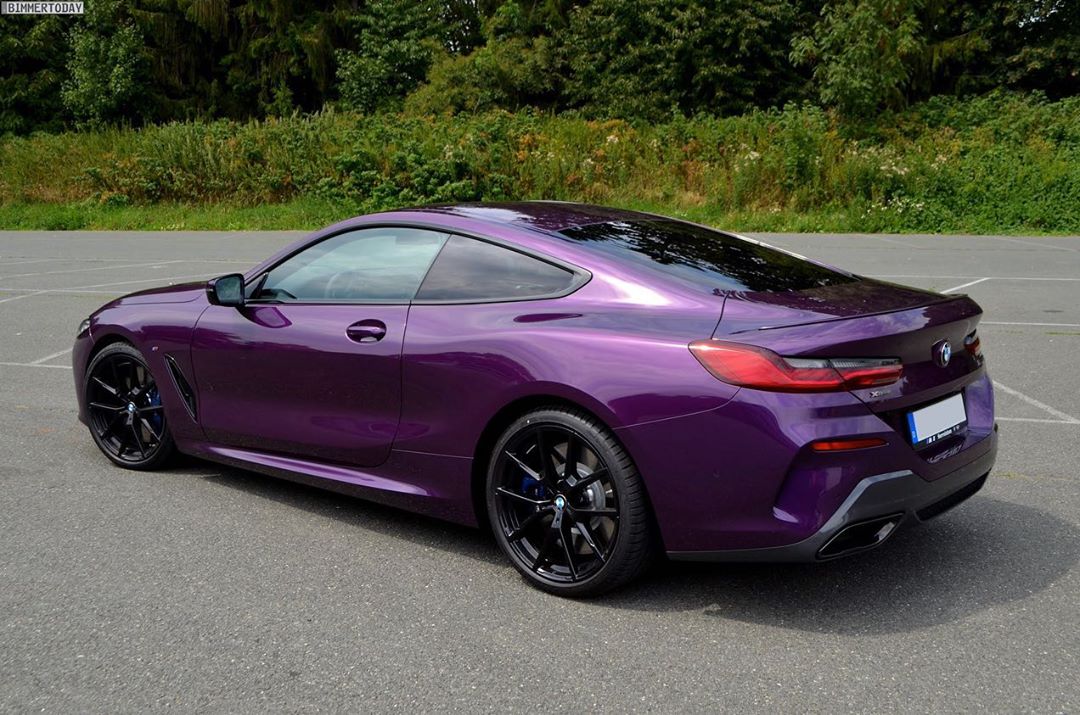 紫色的真帅气全新宝马8系海外实车