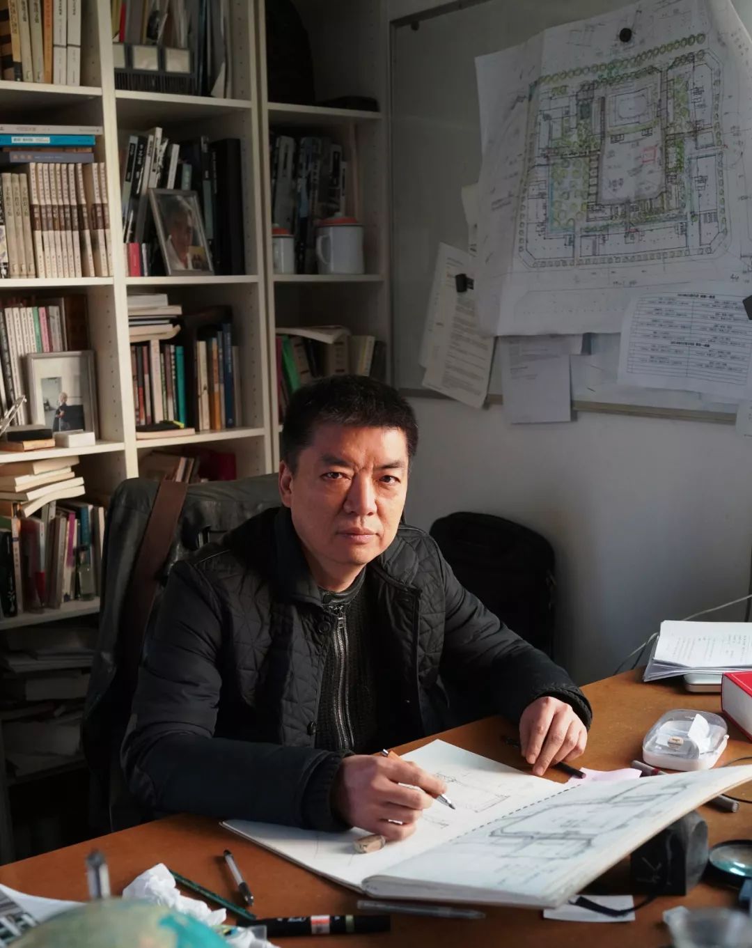 刘家琨:最后,还是决定“跳进河里”|刘家琨|临时工|建筑_新浪新闻