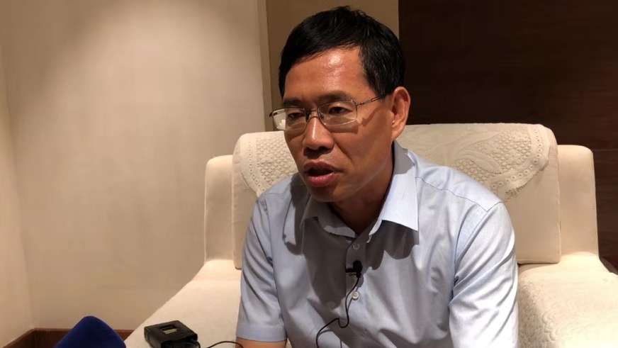 丰县实验小学校长李钊接受新京报记者采访.新京报记者 俞金旻 摄