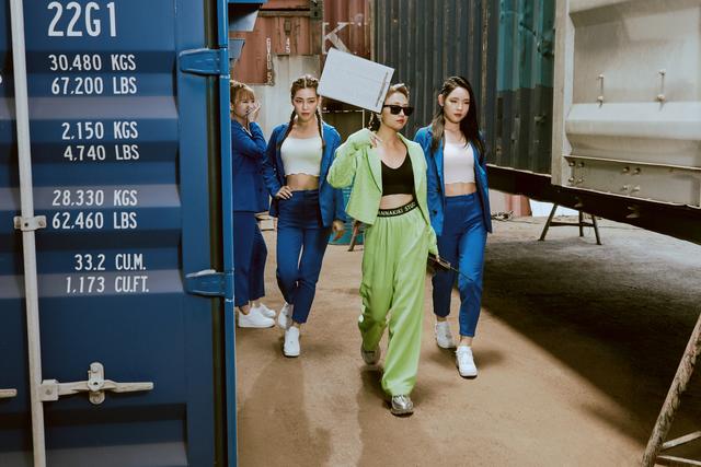 鬼鬼吴映洁生日当天将发创作单曲加盟新东家回归歌手身份