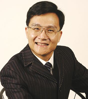 相声名家李伟健评价张云雷犹如大角儿重生,赞其"功德无量"