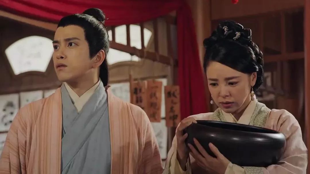 剧情反转再反转这故事为包青天再起风云拉回一些分数