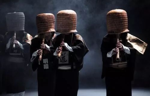 头戴“天盖”手持“尺八”,不剃度的日本虚无僧因何而虚无?