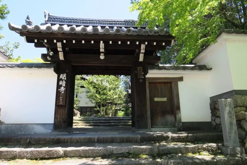 头戴“天盖”手持“尺八”,不剃度的日本虚无僧因何而虚无?