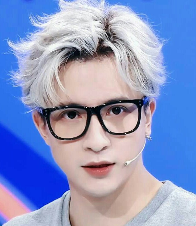 男星白发造型谁最帅气?薛之谦第九,范丞丞第三,第一是谁?