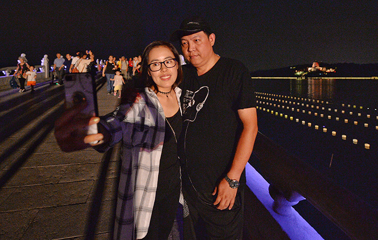 颐和园浪漫七夕夜昆明湖掌灯邀贵宾