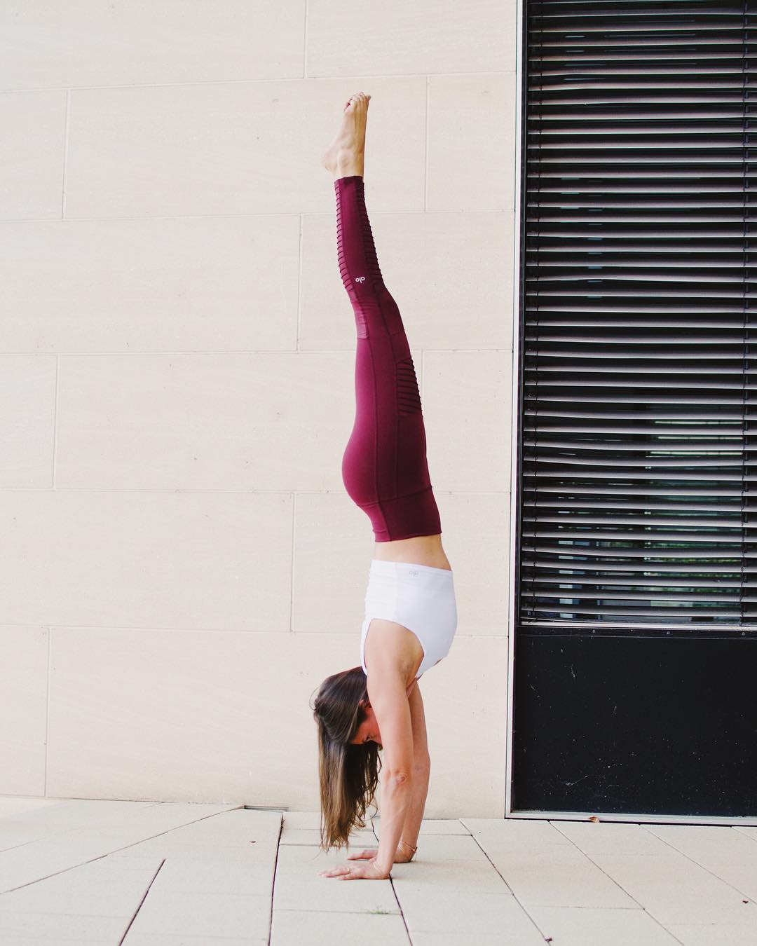 张梓琳随便穿也很引人注目腿依旧长的不科学p图都不敢这么p