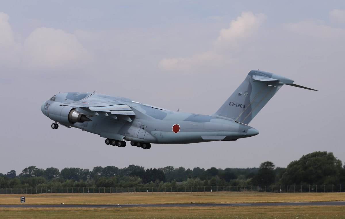 日本这款运输机曾排亚洲第一完全被运20碾压胖妞实给力