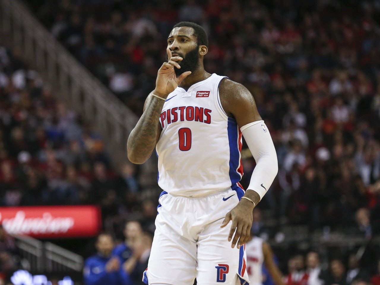 nba官方祝安德烈-德拉蒙德26岁生日快乐