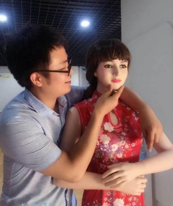 日本机器人妻子来了内部构造曝光引人观赏精巧逼真
