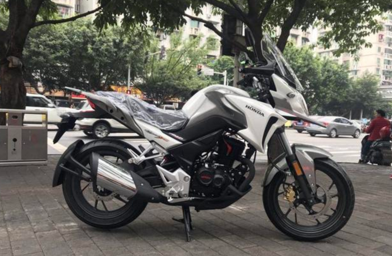 本田国四猛鸷190亮相卖19980元你会为情怀买单吗