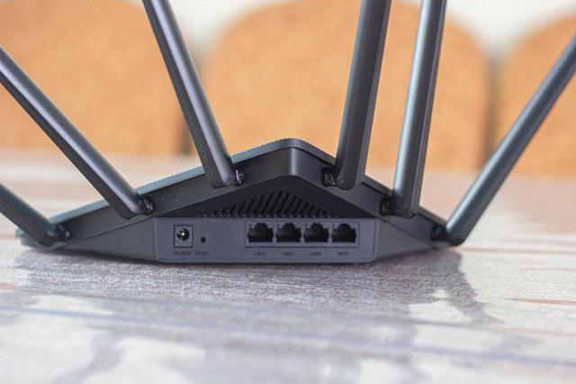 别让路由器成绊脚石,TP-Link TL-WDR7660值得