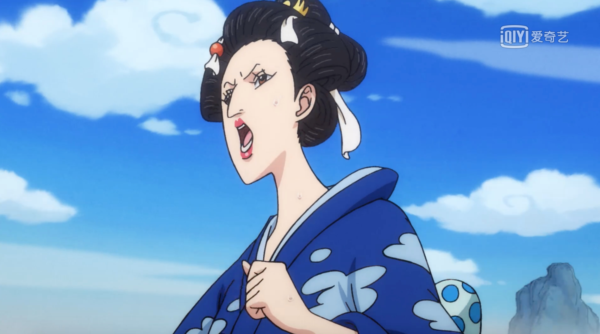 和索隆坐着大狗向城镇出发,这时他们遇到了一位新角色,此人就是阿鹤