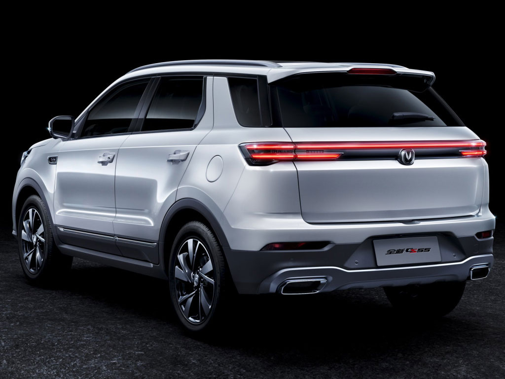 新款长安cs55内饰官图发布双1025寸液晶屏抢眼