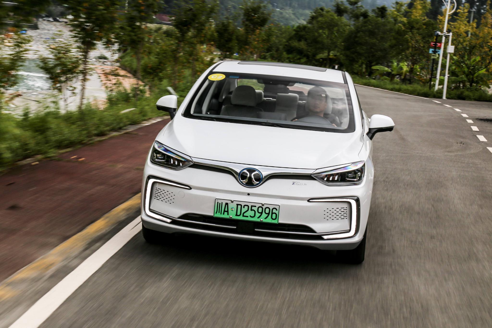 政策放宽油电混动限制,丰田这头狼,真的来了-新浪汽车