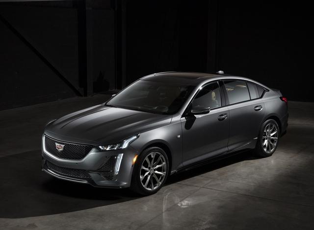 黑武士版凯迪拉克ct5,这款车你会喜欢吗?外观比宝马5系犀利