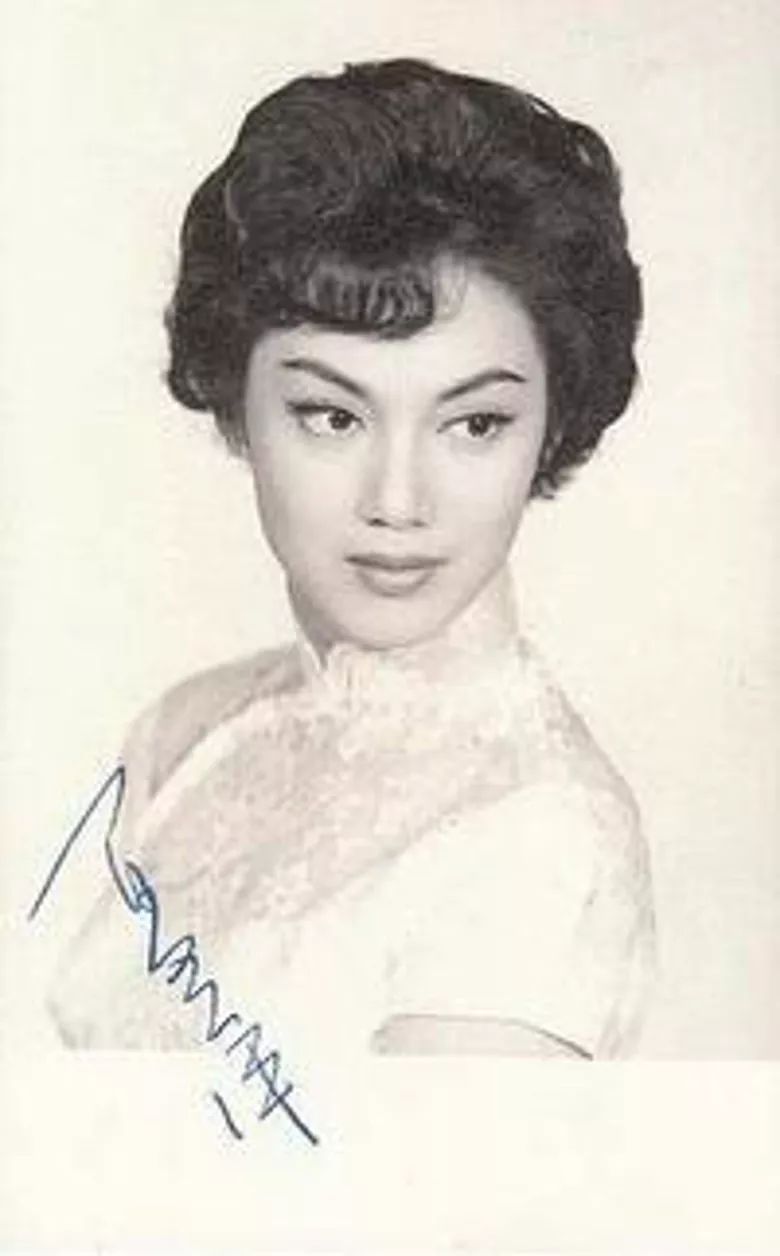 关于她名字的来源,不少人猜测是根据柯德莉·夏萍(港媒对奥黛丽·赫本