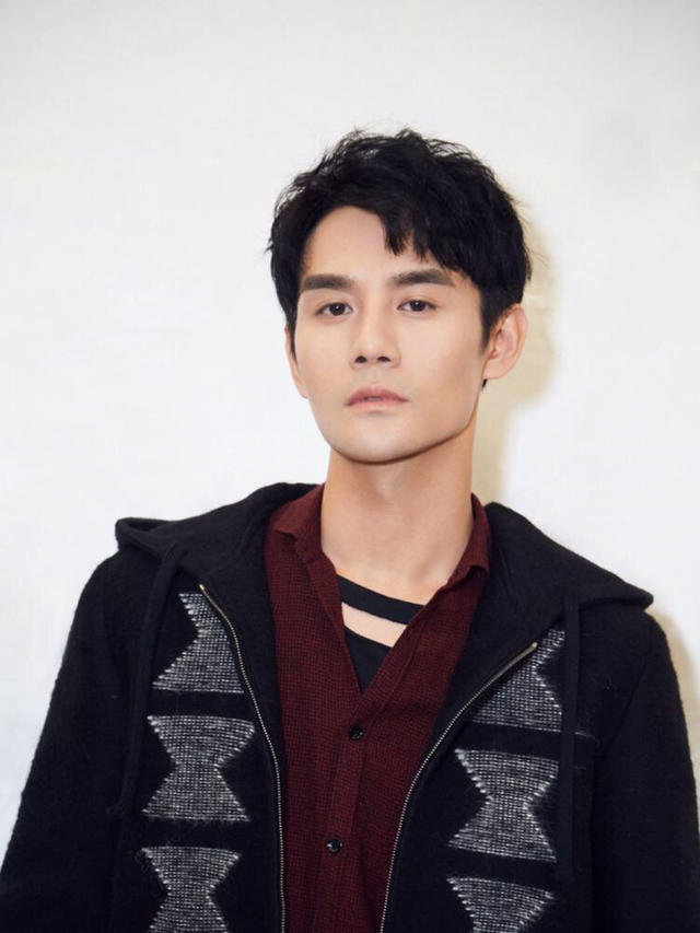 王凯恋情大曝光不是陈乔恩不是王子文而是甄嬛传里的她