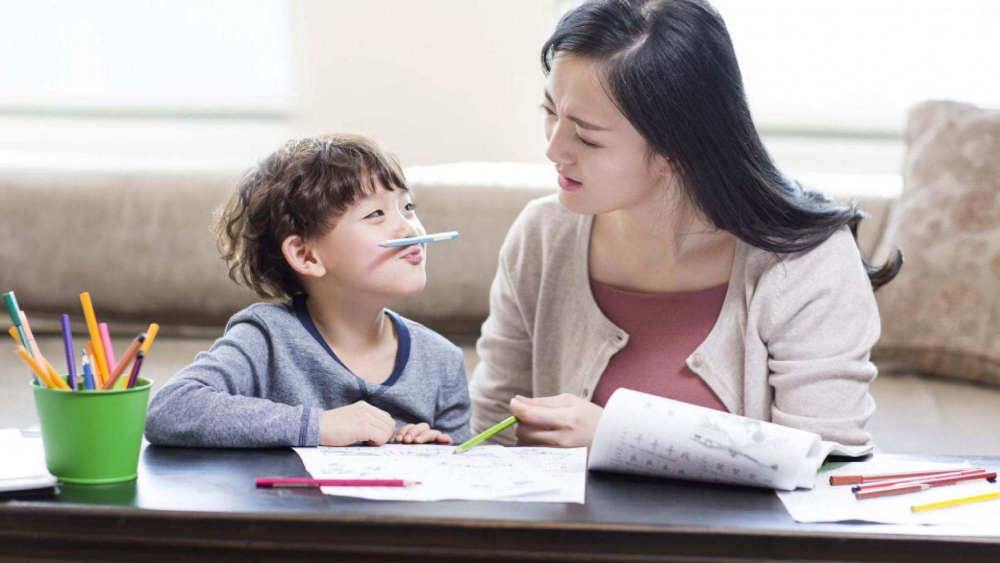 暑假带孩子出去旅游?还是报各种补习班?哪种更利于孩子成长呢?