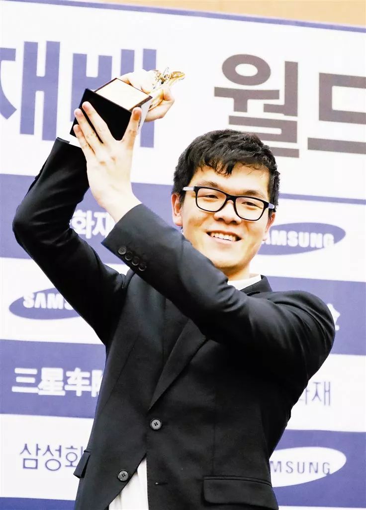 柯洁如果在清华恋爱,"那一定是一见钟情"|李昌镐|柯洁|清华大学_新浪