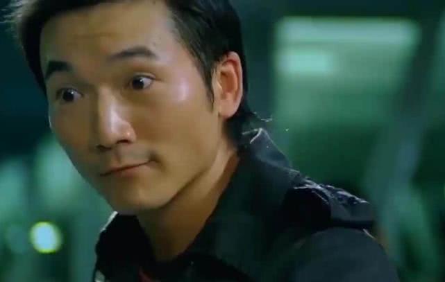 说起《黑客帝国2》的选角,那么多的功夫明星,为什么会选中邹兆龙?