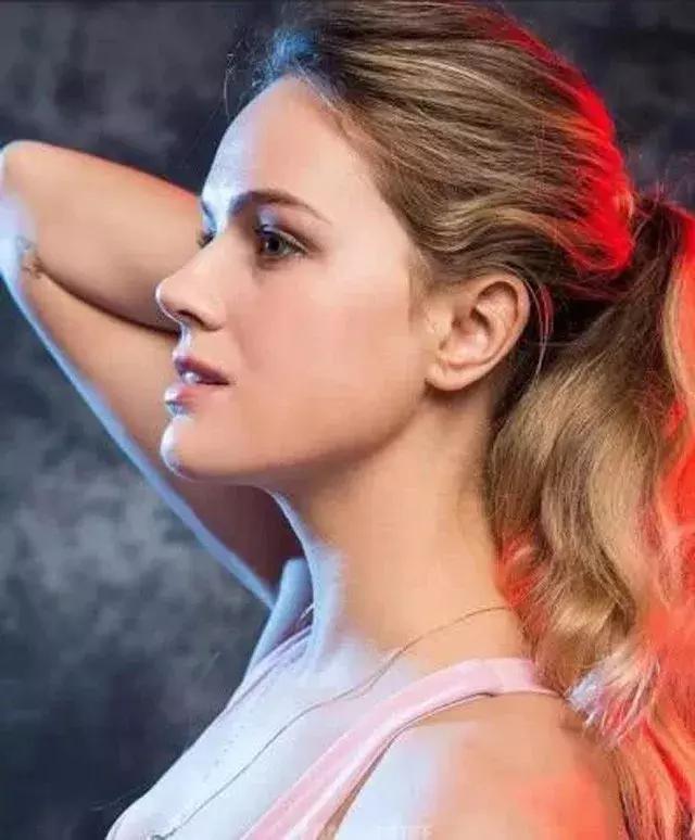 朱婷前队友"男友角度照"曝光,超级女神了|罗宾逊|朱婷|凯尔西_新浪