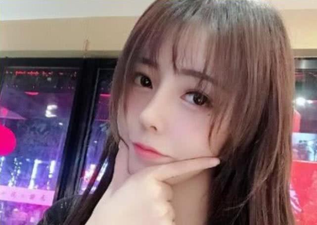 和乔碧萝pk的主播又来了再次遇到坦克主播比乔碧萝还丑