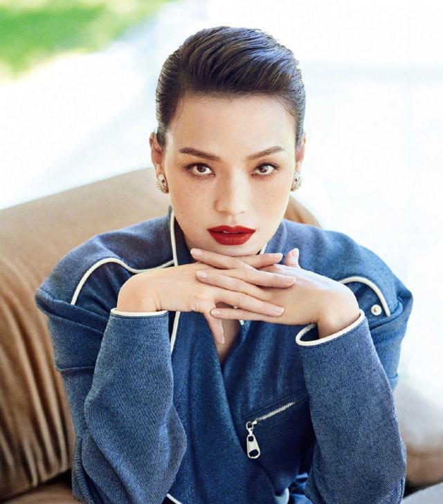 舒淇jennie同为鲶鱼脸,为什么她过敏都很高级,巨星和爱豆的差距|舒淇|