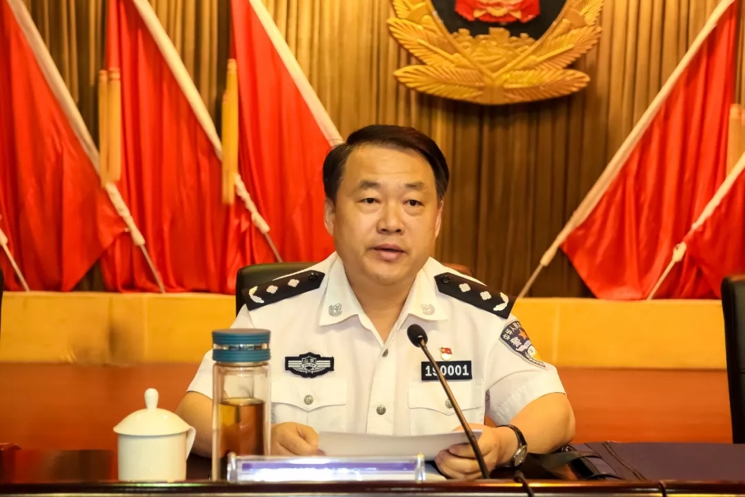 隋汝文任青岛市政府党组成员,市公安局党委书记