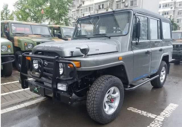 首台新款国六版北汽bj212到店换装全新造型轮毂外观比铃