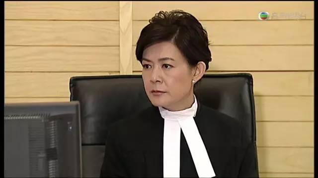 47岁才遇到真命天子|黄子华|绿叶|潘芳芳_新浪新闻