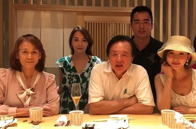 太孝顺！林志玲结婚只为让病母高兴，曾砸五千万买豪宅照顾母亲