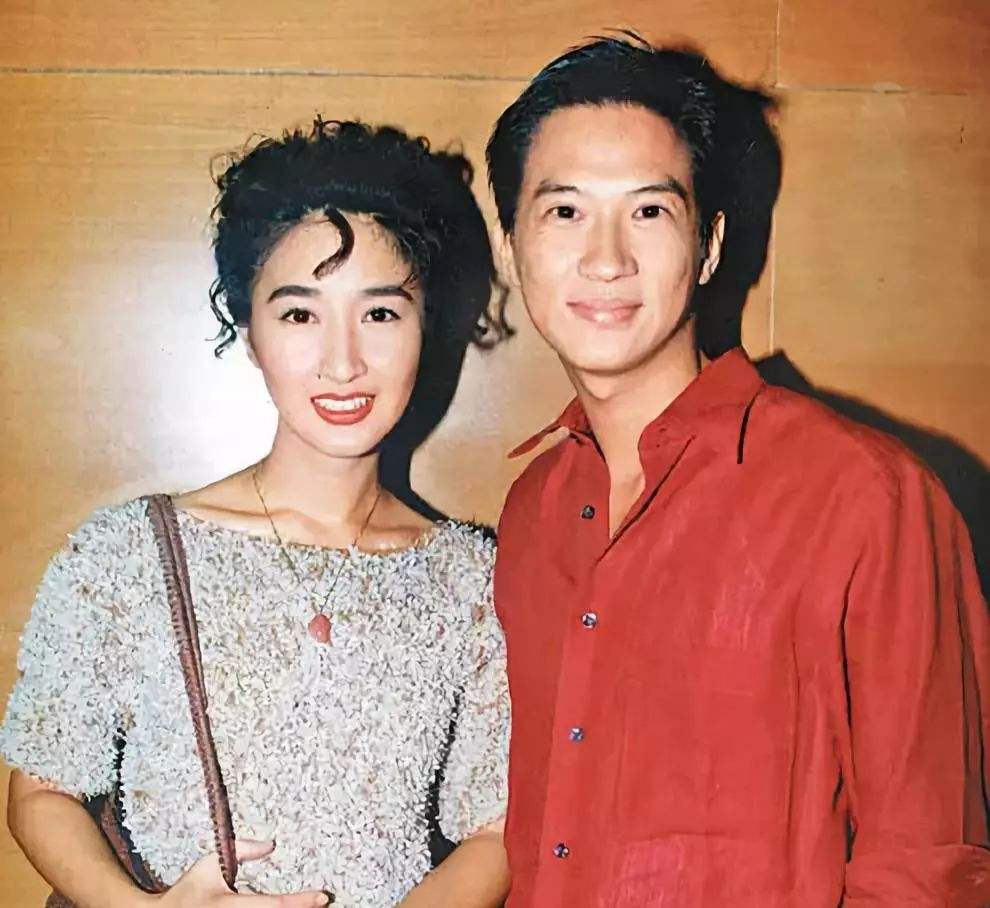 张家辉关咏荷恋爱细节曝光现实版富家女爱上穷小子太浪漫